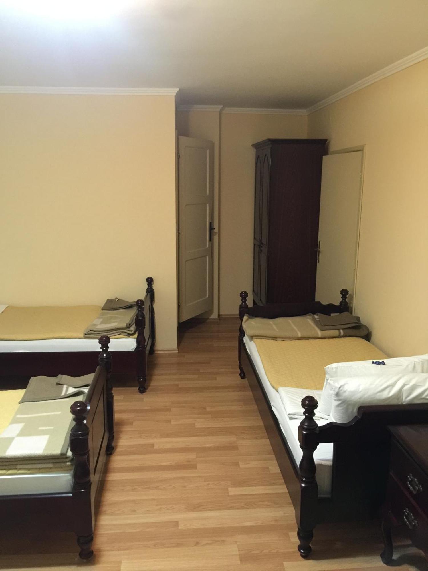 Bed & Breakfast Karavan Raška Szoba fotó