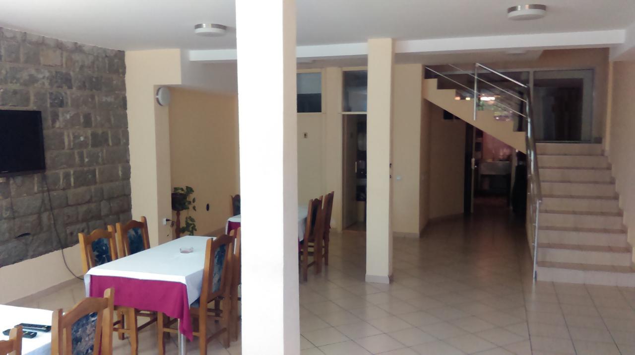 Bed & Breakfast Karavan Raška Kültér fotó
