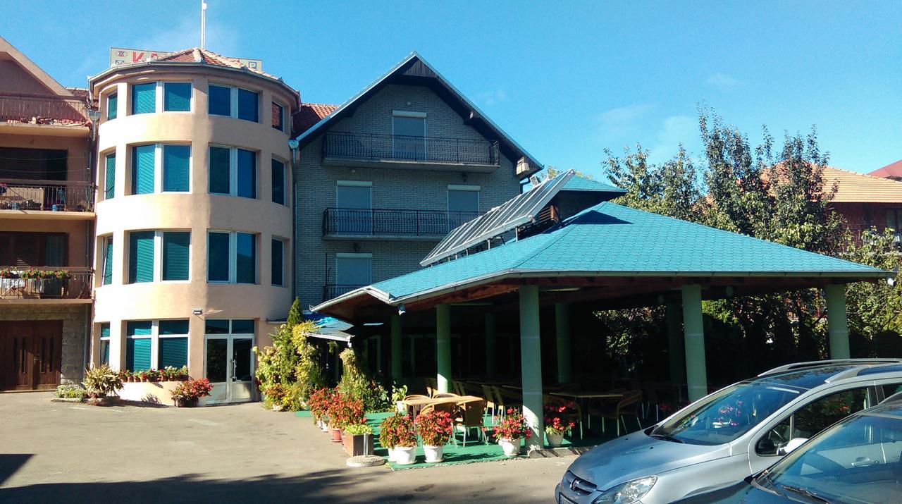 Bed & Breakfast Karavan Raška Kültér fotó