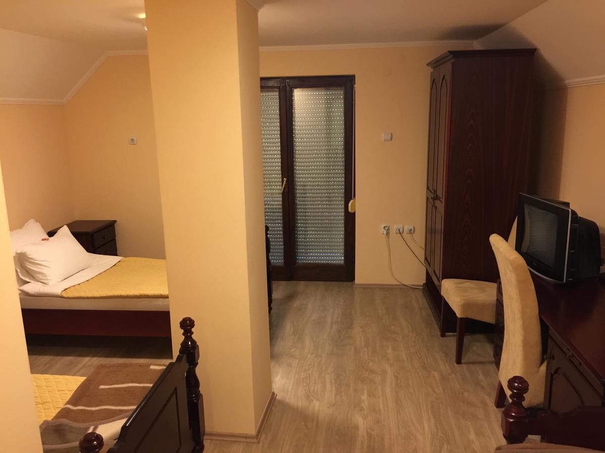 Bed & Breakfast Karavan Raška Kültér fotó