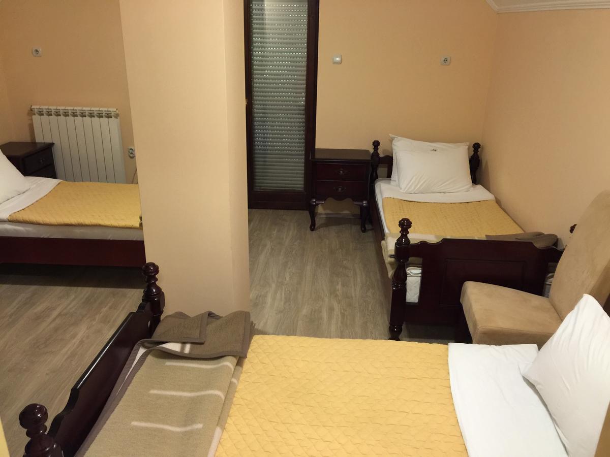 Bed & Breakfast Karavan Raška Kültér fotó