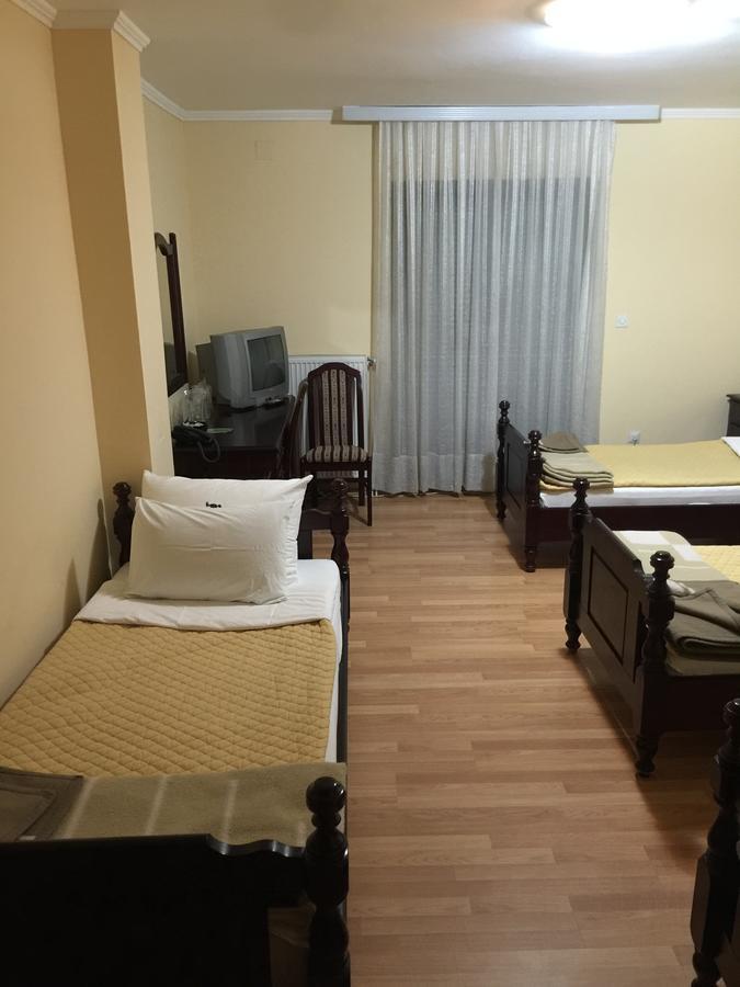 Bed & Breakfast Karavan Raška Szoba fotó